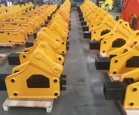 600 Bpm Excavator Cat Hydraulic Hammer Demolishing Concrete Structures