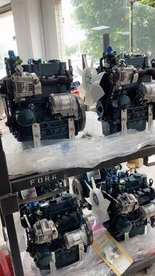 D782 ， D782-ET05_CN4 Diesel Engine For Kubota Excavator